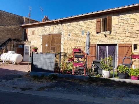 Vente maison 5 pièces Aulnay 17