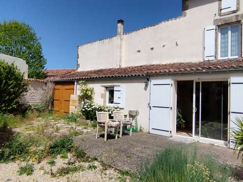 Vente maison 4 pièces Aulnay 17