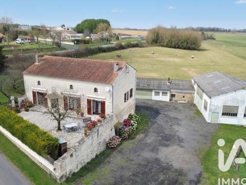Vente maison 6 pièces Aunac 16