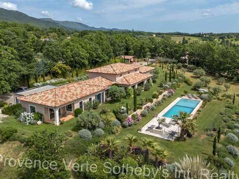 Vente maison 6 pièces Aups 83