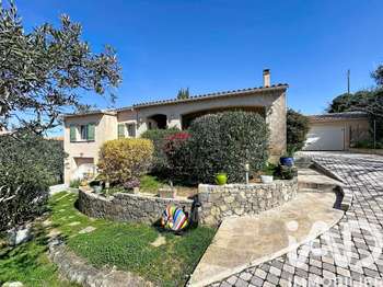 Vente maison 5 pièces Aups 83