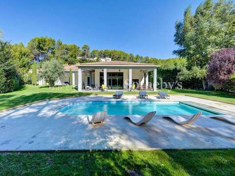 Vente maison 7 pièces Auriol 13