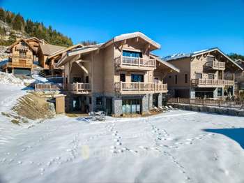 Vente maison 9 pièces Auron 06