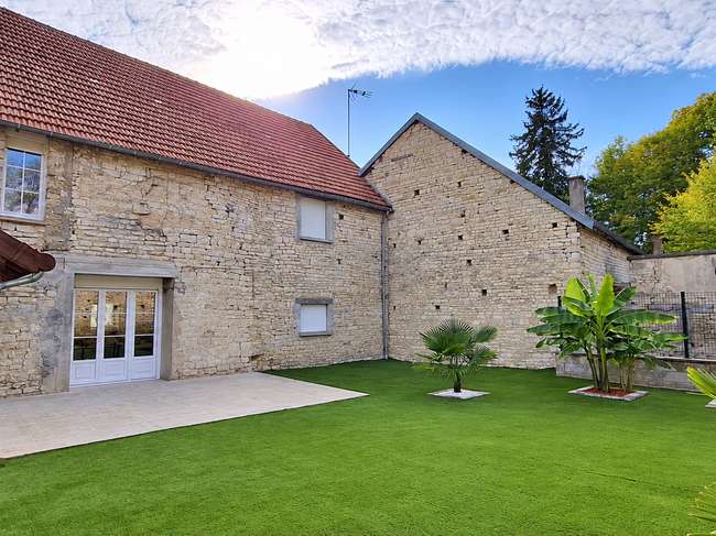Maison 6 pièces 150 m² · à Autricourt · 150 m² · 180 000 €