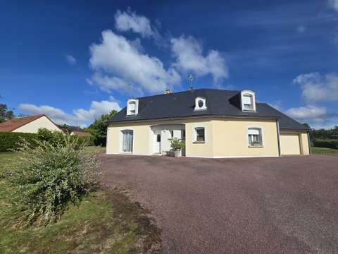 Vente maison 6 pièces Auvers-le-Hamon 72