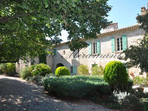 Vente maison 12 pièces Avignon 84
