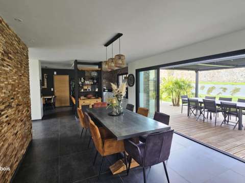 Vente maison 11 pièces