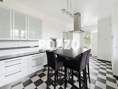 Vente maison 8 pièces Vente maison 8 pièces