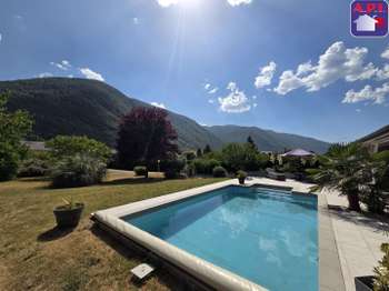 Vente maison 6 pièces Ax-les-Thermes 09