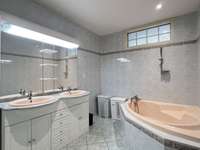 Vente maison 13 pièces