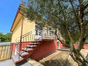 Maison 137 m² · à Azay-le-Brûlé · 137 m² · 182 000 €