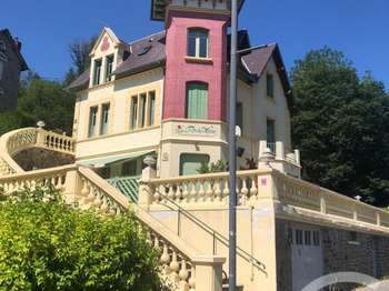 Vente maison 8 pièces Bagnoles-de-l'Orne 61