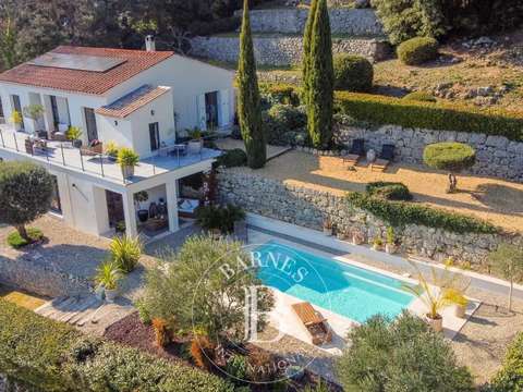 Vente maison 7 pièces Bagnols-en-Forêt 83
