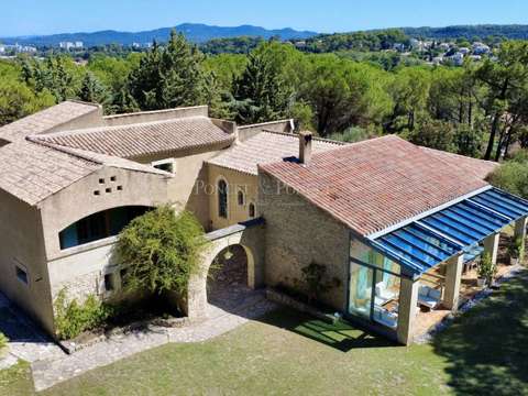 Vente maison 9 pièces Bagnols-sur-Cèze 30