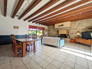 Vente maison 11 pièces