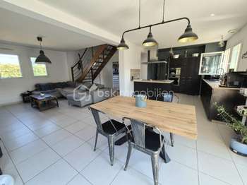 Maison 5 pièces 121 m² · à Balleroy-sur-Drôme · 121 m² · 260 000 €