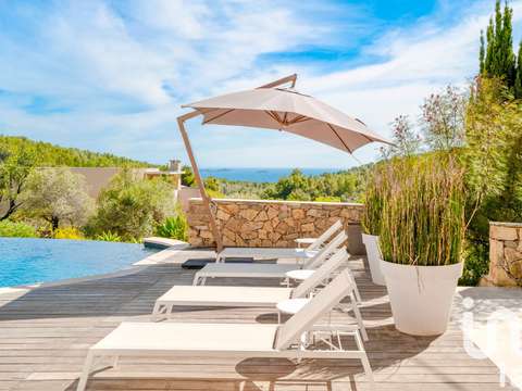 Vente maison 6 pièces Bandol 83