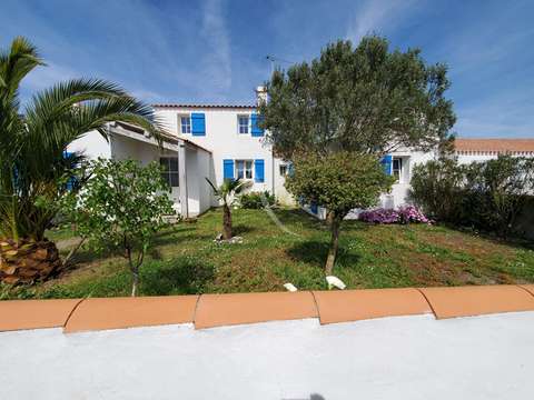 Vente maison 7 pièces Barbâtre 85