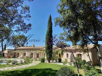 Maison 10 pièces 290 m² · à Barbentane · 290 m² · 1 950 000 €
