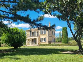 Maison 8 pièces 121 m² · à Barbentane · 121 m² · 645 000 €