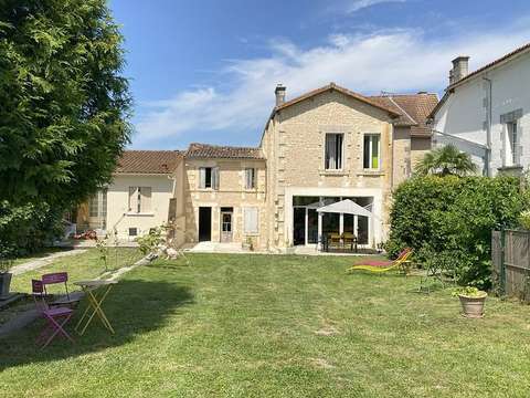 Vente maison 10 pièces Barbezieux-Saint-Hilaire 16