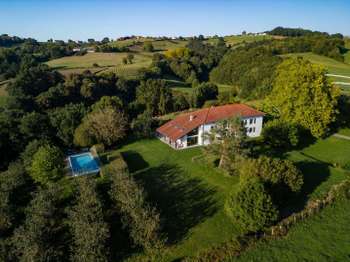 Vente maison 12 pièces Bardos 64