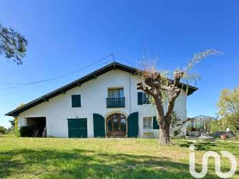 Maison 6 pièces 280 m² · à Bardos · 280 m² · 590 000 €