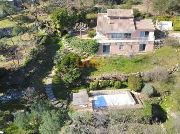 Vente maison 10 pièces Bargemon 83
