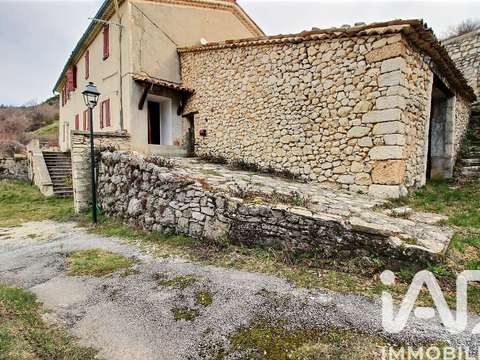 Vente maison 6 pièces Barret-de-Lioure 26