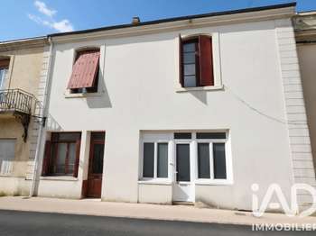 Maison 11 pièces 203 m² · à Barsac · 203 m² · 177 000 €