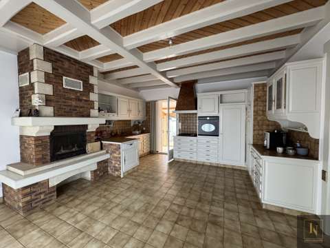 Vente maison 8 pièces