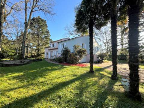 Vente maison 8 pièces Basse-Goulaine 44