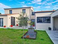 Vente maison 8 pièces