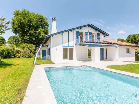 Vente maison 5 pièces Bassussarry 64