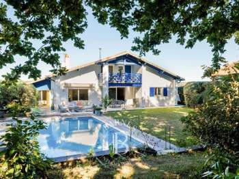 Maison 5 pièces 169 m² · à Bassussarry · 169 m² · 1 115 000 €