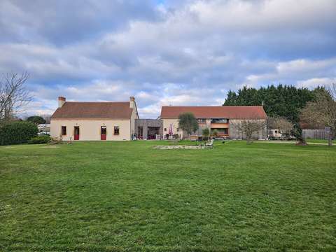 Vente maison 8 pièces Baugé 49