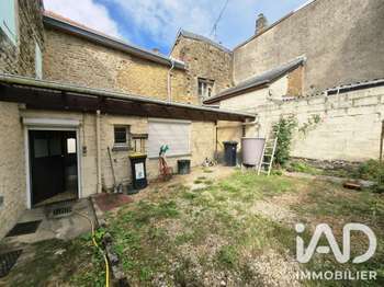 Maison 6 pièces 165 m² · à Bazeilles · 165 m² · 136 000 €