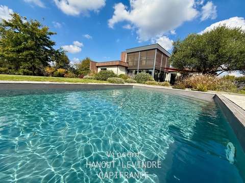 Vente maison 9 pièces Bazoges-en-Paillers 85