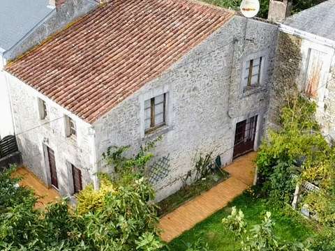 Vente maison 5 pièces Bazoges-en-Pareds 85