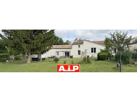 Vente maison 5 pièces Bazoges-en-Pareds 85