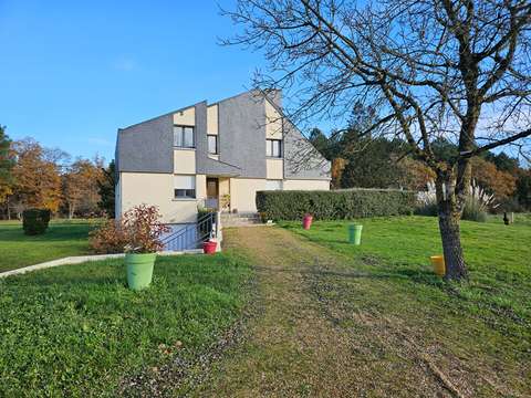 Vente maison 7 pièces Bazouges-Cré-sur-Loir 72