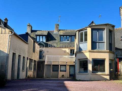 Vente maison 10 pièces Bazouges-la-Pérouse 35