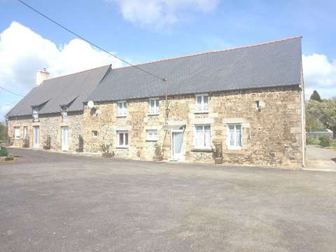 Vente maison 9 pièces Bazouges-la-Pérouse 35