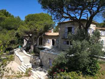 Vente maison 9 pièces Beaucaire 30