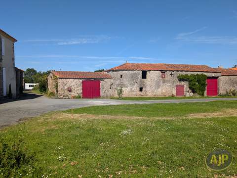 Vente maison 2 pièces Beaufou 85