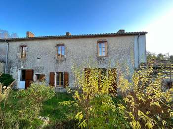 Vente maison 10 pièces Beaulieu-sous-la-Roche 85
