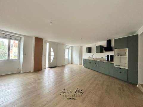 Vente maison 4 pièces Beaulieu-sous-la-Roche 85