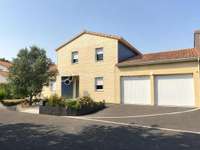 Vente maison 8 pièces