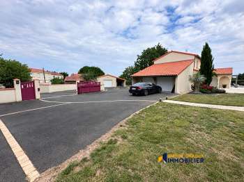 Vente maison 8 pièces Vente maison 8 pièces