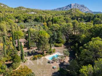 Vente maison 9 pièces Beaurecueil 13